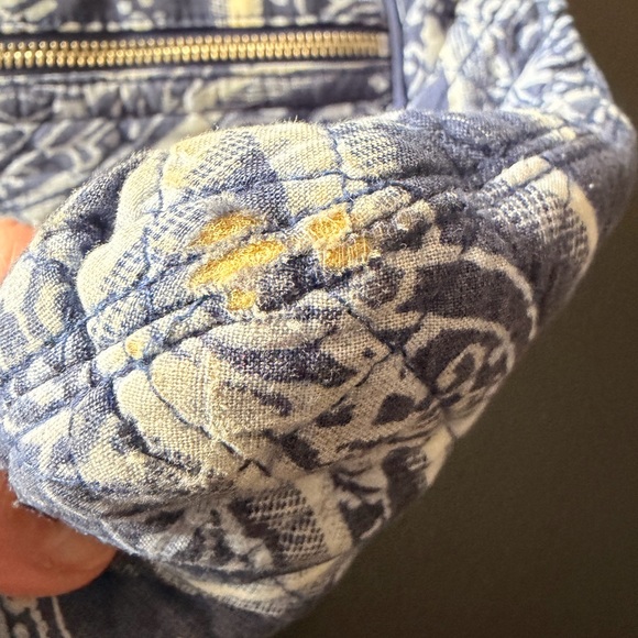 Vera Bradley Navy and Cream Quilted Crossbody Bag - Picture 5 of 14